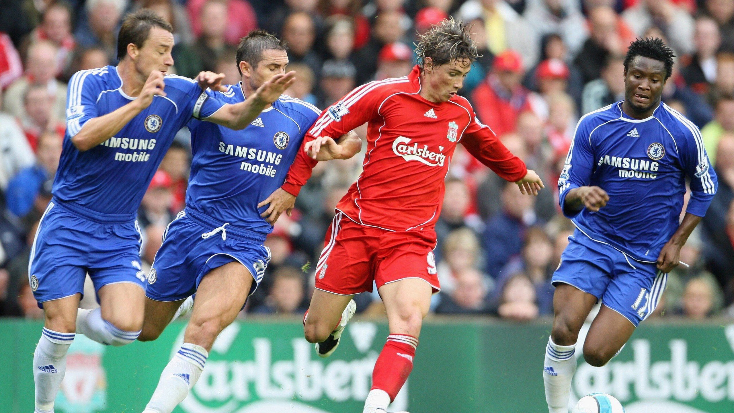 埃弗顿加强中路推进寻找破门机会，埃弗顿阵型