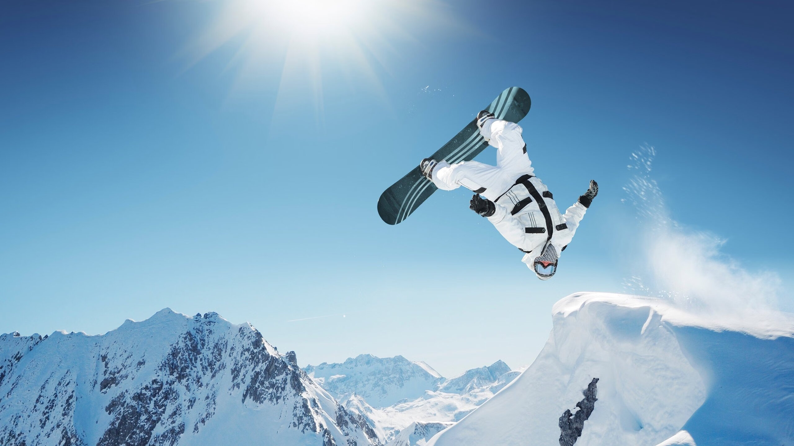 乔·波尔曼精准的长传与突破创造出更多进攻机会,乔波伊是谁